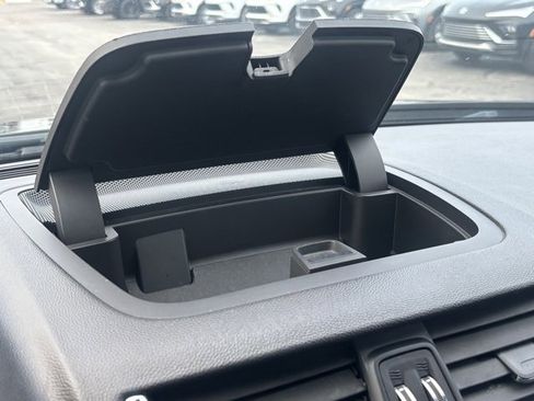 Used 2017 GMC Acadia Limited SLT image 28