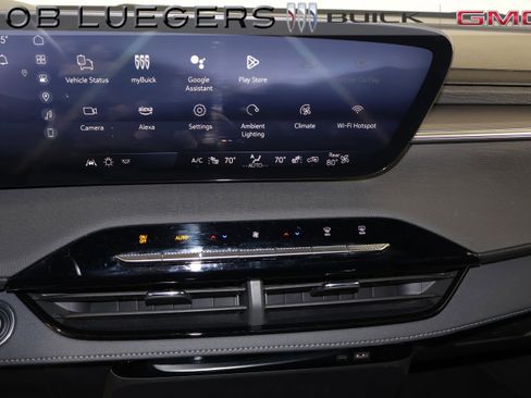 Certified 2025 Buick Enclave Sport Touring image 22