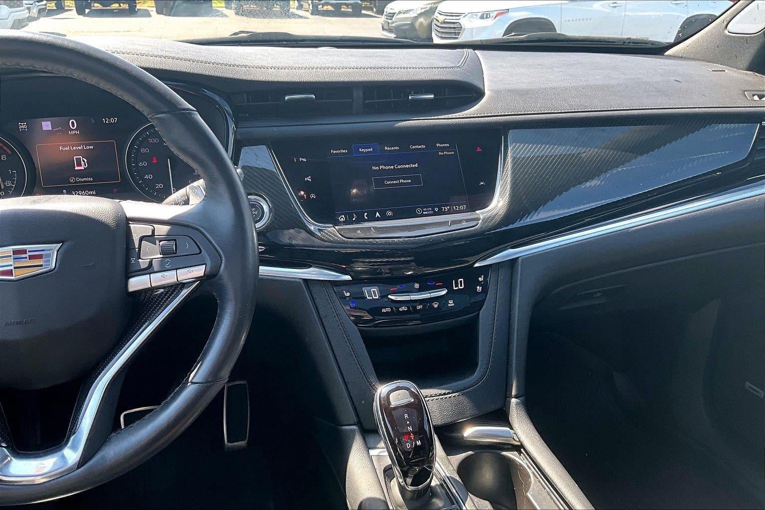 Used 2024 Cadillac XT6 Sport w/ Technology Package AWD/4WD image 6