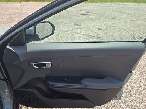 Used 2025 Kia K4 FWD image 22