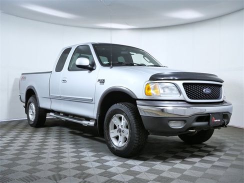Used 2003 Ford F150 XLT image 1