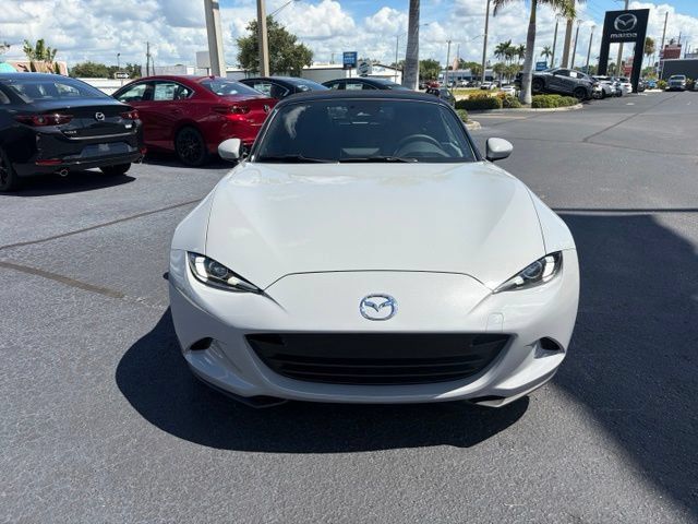 Used 2026 MAZDA MX-5 Miata Grand Touring RWD image 2