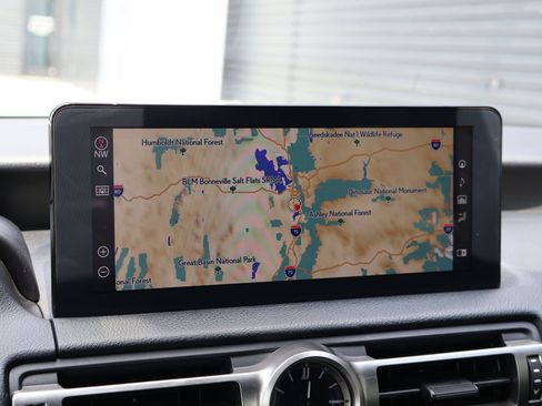 Used 2022 Lexus IS 350 F Sport w/ Navigation Package AWD/4WD image 18