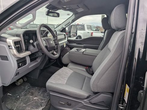 New 2026 Ford F250 XLT w/ XLT Premium Package image 16