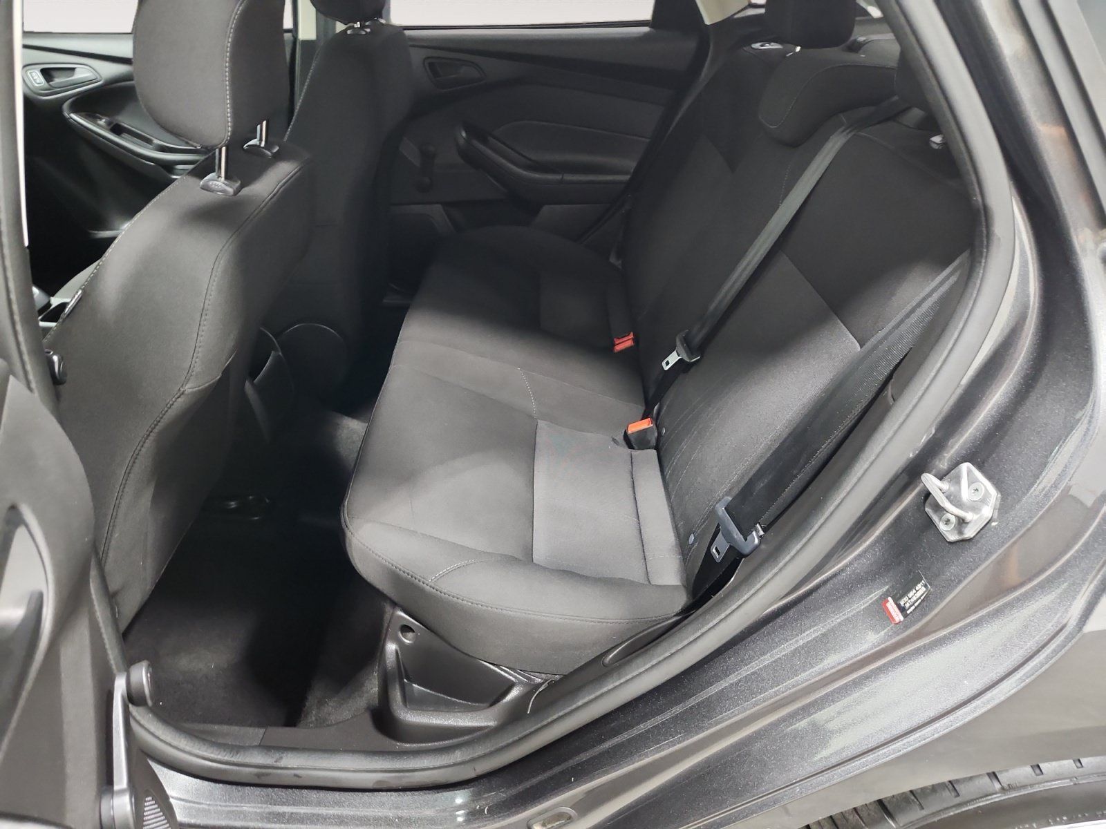 Used 2018 Ford Focus S FWD image 13