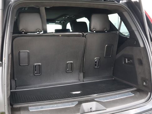 Used 2023 Cadillac Escalade Sport Platinum w/ LPO, Floor Liner Package AWD/4WD image 29