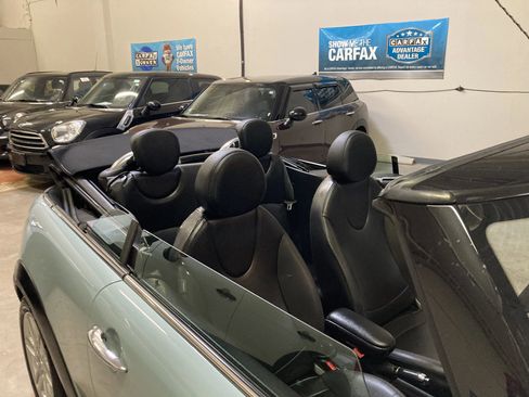 Used 2014 MINI Cooper Convertible FWD image 32
