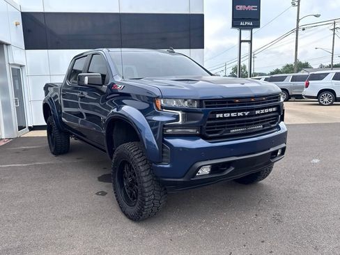 Used 2022 Chevrolet Silverado 1500 RST w/ Safety Package AWD/4WD image 7