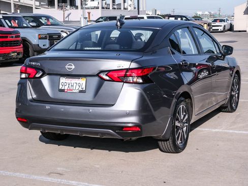 Used 2024 Nissan Versa SV w/ Trunk Package FWD image 4