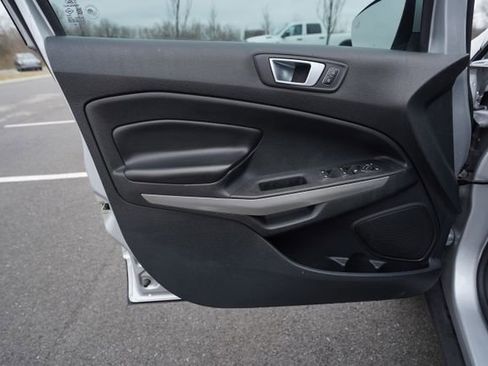 Used 2020 Ford EcoSport Titanium image 14