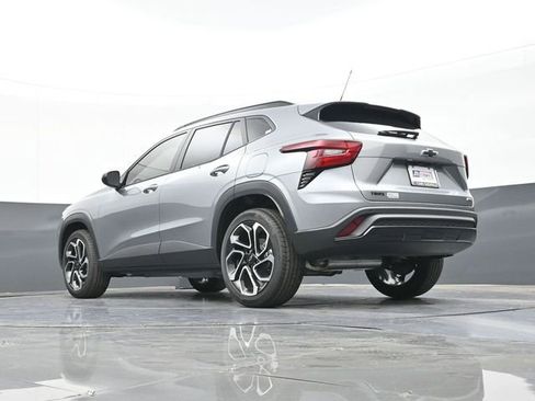 New 2026 Chevrolet Trax RS w/ Driver Confidence Package FWD image 43