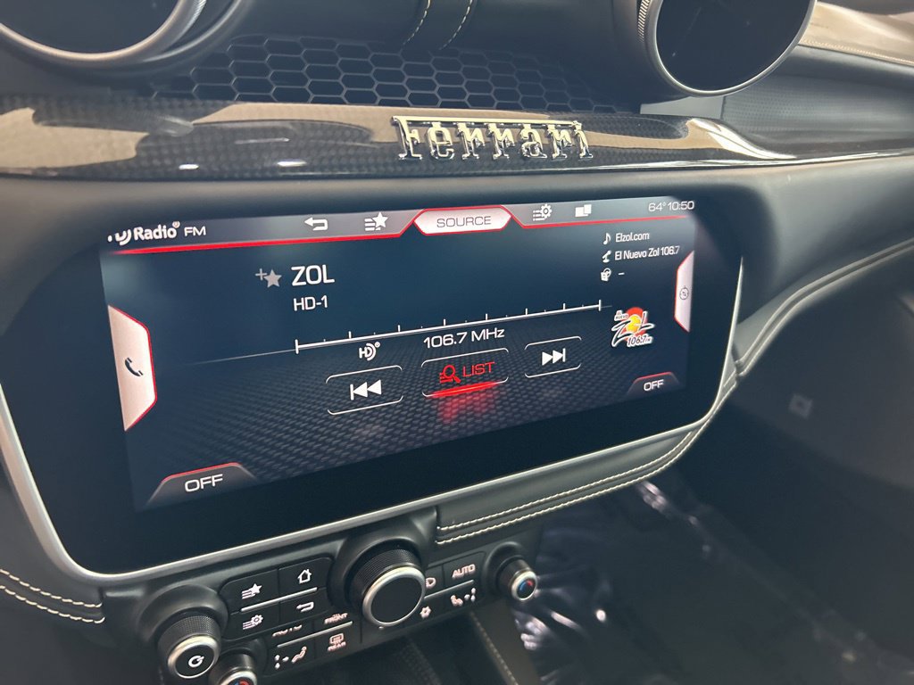 Used 2019 Ferrari Portofino RWD image 22