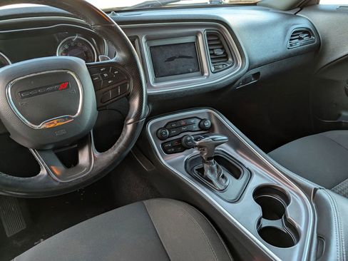 Used 2019 Dodge Challenger GT image 18