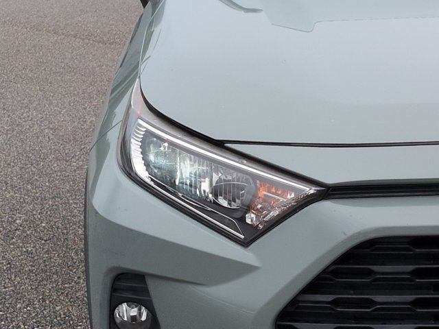Used 2021 Toyota RAV4 XLE Premium AWD/4WD image 11