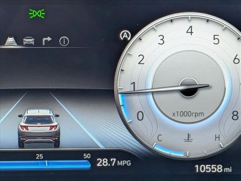 Used 2023 Hyundai Tucson Limited image 11