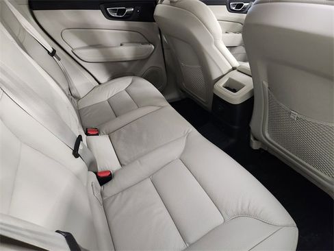 Used 2025 Volvo XC60 T8 Core w/ Protection Package Premier image 32