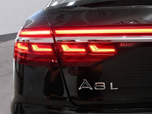Used 2020 Audi A8 L 4.0T w/ Executive Package AWD/4WD image 37