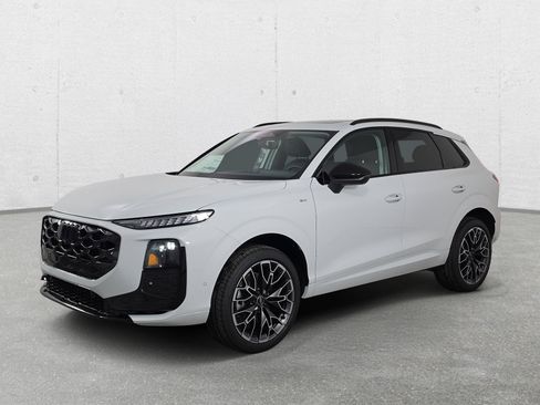 New 2026 Audi Q3 quattro 2.0T AWD/4WD image 3