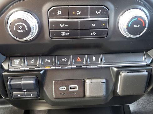 Used 2024 GMC Sierra 2500 Pro AWD/4WD image 30