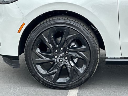 New 2026 Lincoln Navigator L Black Label AWD/4WD image 26