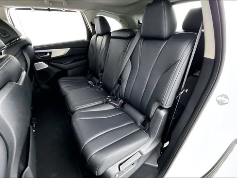 Certified 2026 Acura MDX FWD w/ Technology Package image 32
