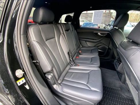 Used 2025 Audi Q7 3.0T Premium Plus w/ Premium Plus Package image 19