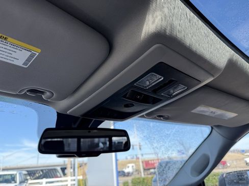 Used 2017 RAM 2500 Laramie w/ Sport Appearance Group image 19