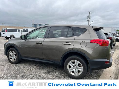 Used 2013 Toyota RAV4 LE image 7