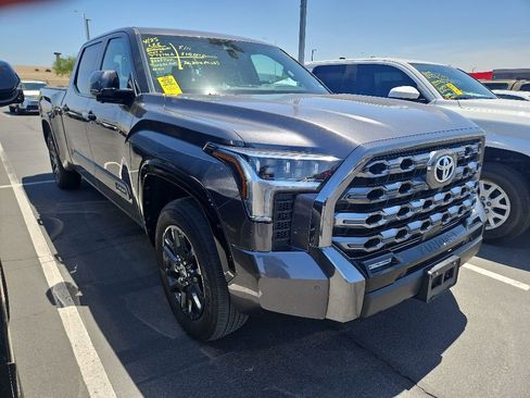 Used 2023 Toyota Tundra Platinum w/ Advanced Package AWD/4WD image 4