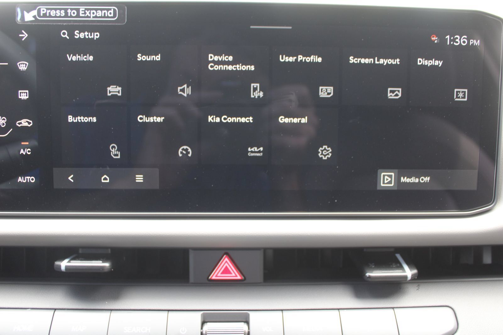 New 2027 Kia Seltos EX w/ EX Panoramic Sunroof Package FWD image 46