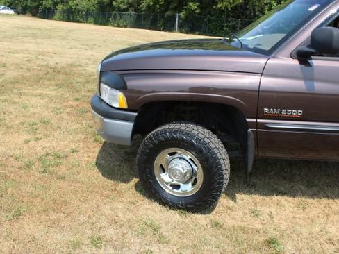 Used 1998 Dodge Ram 2500 Truck 4x4 Quad Cab image 12