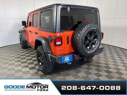 Used 2023 Jeep Wrangler Unlimited w/ Cold Weather Group AWD/4WD image 5