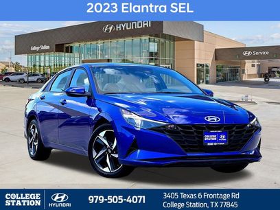 Used 2023 Hyundai Elantra SEL w/ Convenience Package