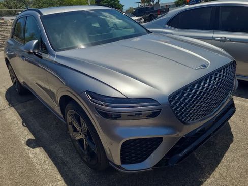Used 2024 Genesis GV70 2.5T w/ Sport Prestige Package AWD/4WD image 13