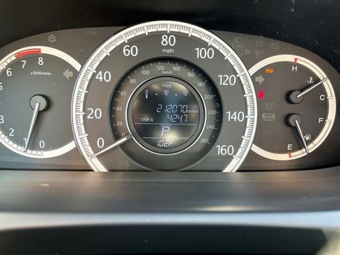 Used 2014 Honda Accord EX-L image 7