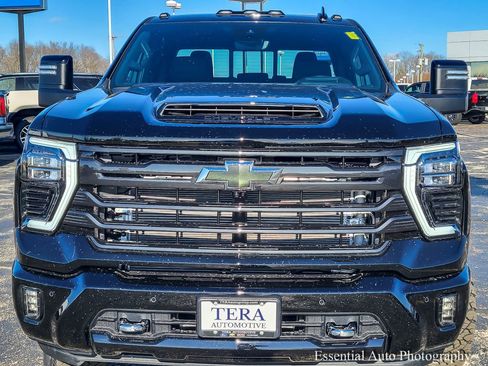 New 2026 Chevrolet Silverado 2500 High Country w/ High Country Premium Package AWD/4WD image 4