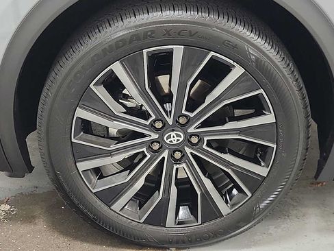 Certified 2026 Toyota C-HR AWD/4WD image 10