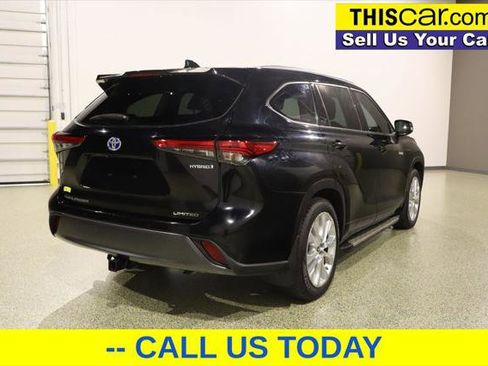 Used 2021 Toyota Highlander Limited image 7