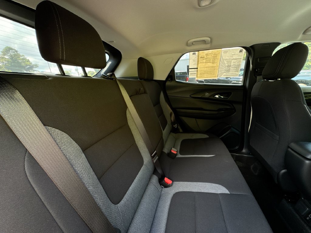 Used 2026 Chevrolet TrailBlazer LT w/ Convenience Package FWD image 29