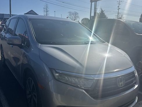 Used 2022 Honda Odyssey Touring image 18