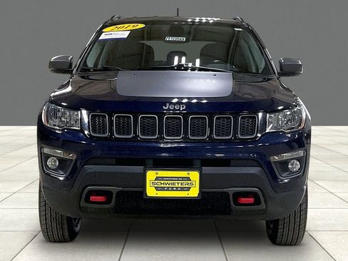 Used 2019 Jeep Compass Trailhawk w/ Cold Weather Group AWD/4WD image 3