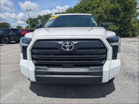 Used 2023 Toyota Tundra SR5 AWD/4WD image 9