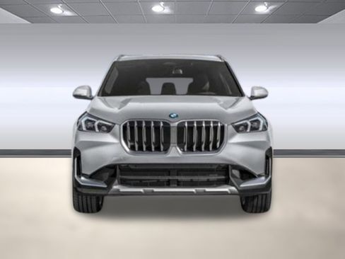 Used 2025 BMW X1 xDrive28i w/ Convenience Package AWD/4WD image 4