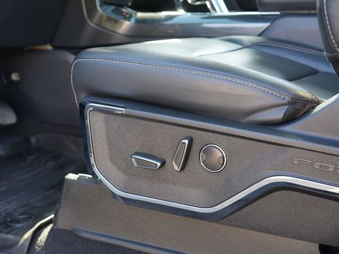 Used 2023 Ford F150 Lariat w/ Equipment Group 502A High image 15