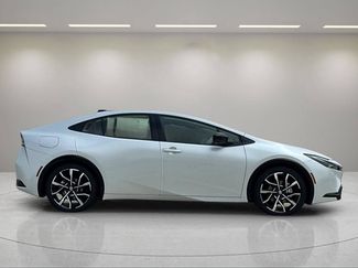 New 2027 Toyota Prius Plug-In Hybrid w/ Limited Premium Package FWD video 2