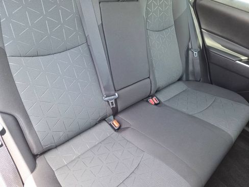 Used 2022 Toyota RAV4 XLE w/ Convenience Package FWD image 29