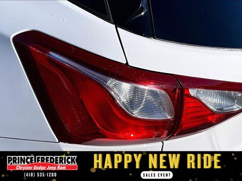 Used 2020 Chevrolet Equinox Premier image 26