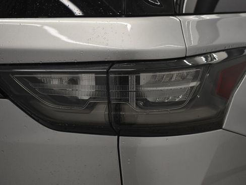 Used 2018 Chevrolet Traverse Premier w/ Redline Edition image 15