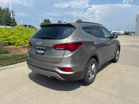 Used 2017 Hyundai Santa Fe Sport AWD/4WD image 3