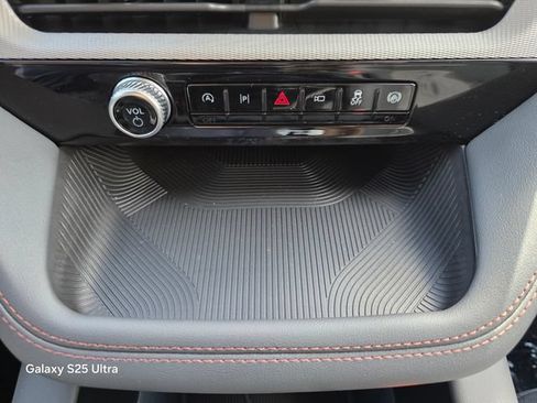 New 2026 Ford Explorer Active RWD image 23